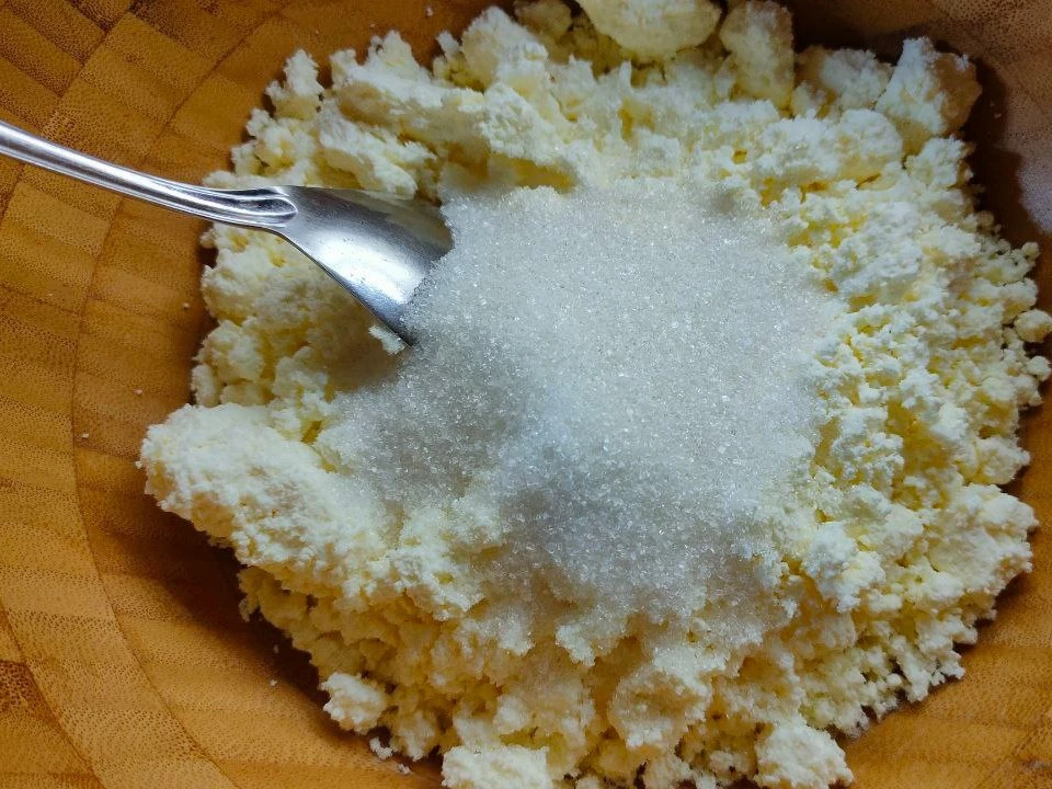 Шаг 3: Воздушная творожная запеканка