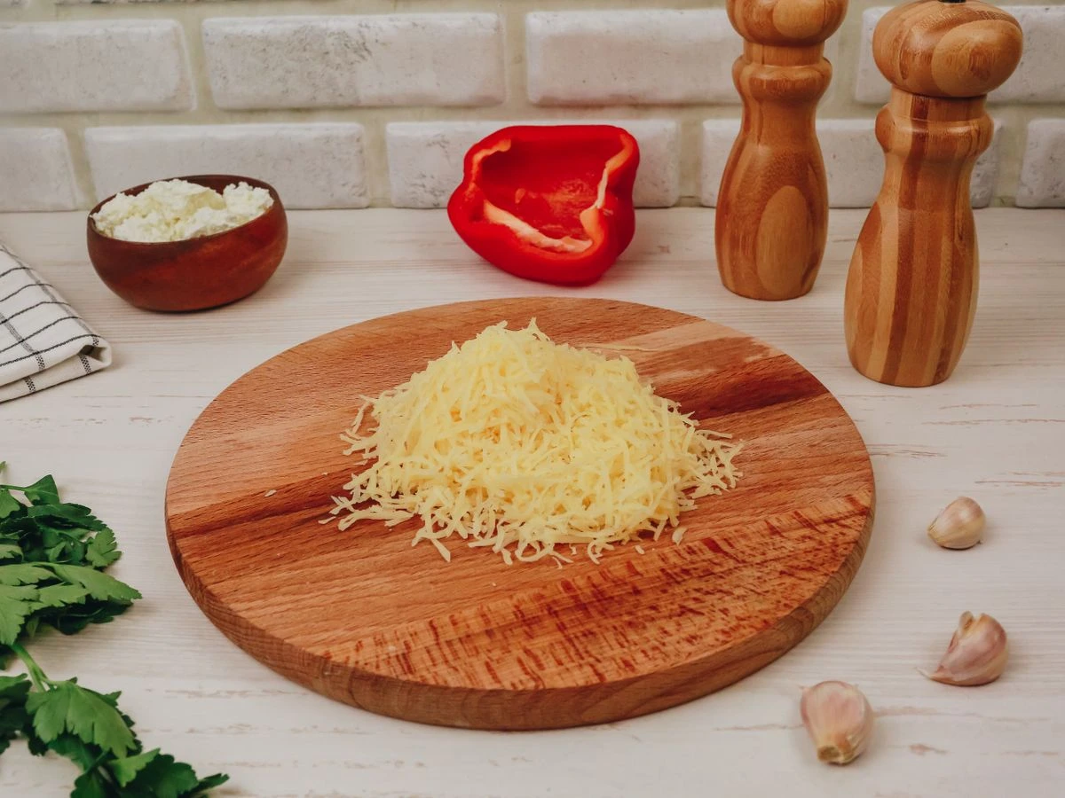 Шаг 3: Запеченный перец с творогом и зеленью