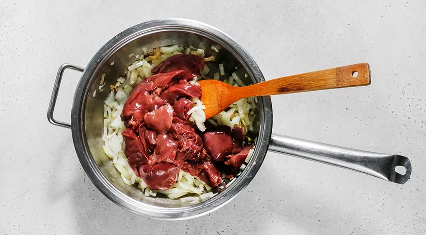 Запеканка с куриной печенью: шаг 3