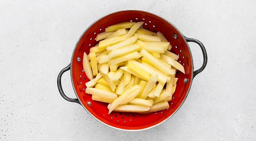 Жареная картошка на сливочном масле, с паприкой: шаг 3