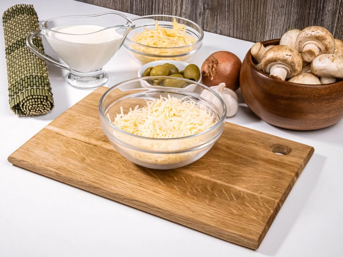 Шаг 3: Жюльен с оливками и стручковой фасолью