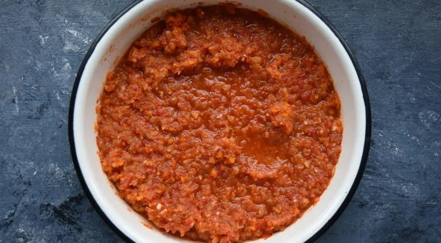 Аджика из кабачков на зиму: шаг 4