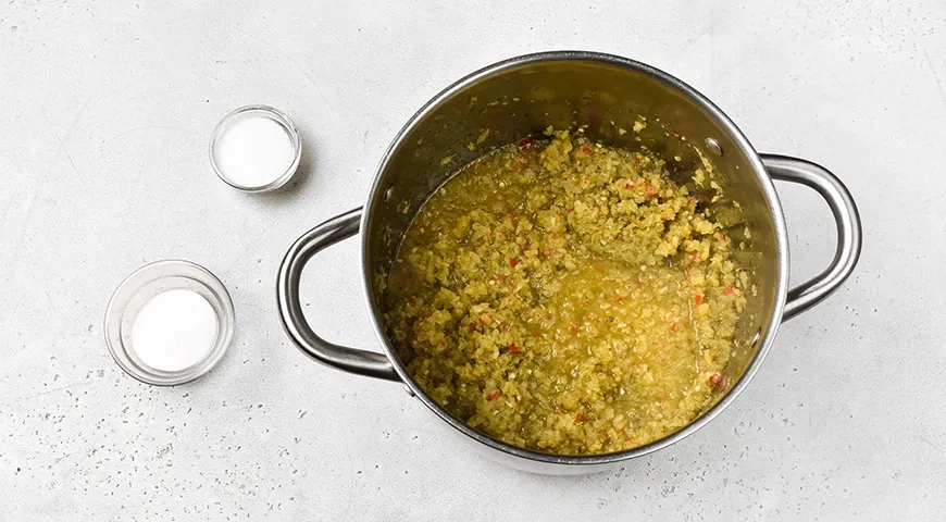 Аджика из зеленых помидоров: шаг 4