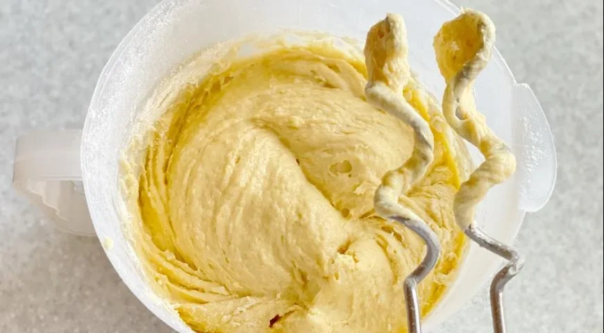 Бриошь с шоколадом: шаг 4