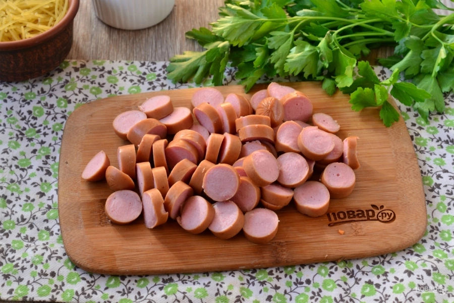 Шаг 4: Быстрый суп с сосисками