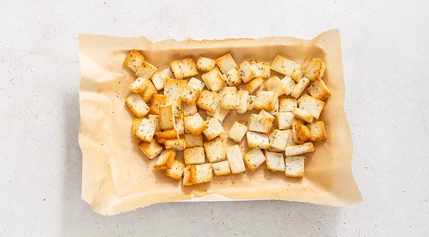 Цезарь с красной рыбой: шаг 4