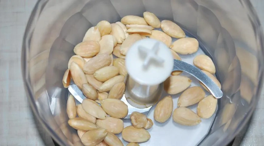 Чизкейк «Малина-Миндаль»: шаг 4