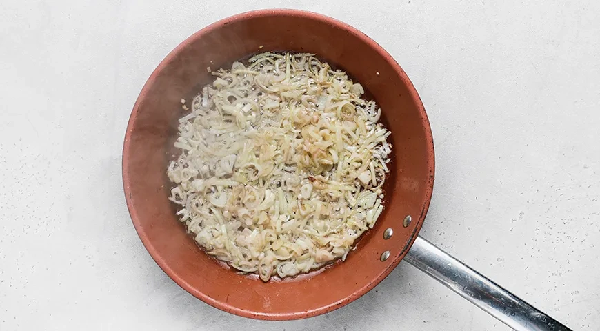 Цветная капуста с яйцом и сыром на сковороде: шаг 4