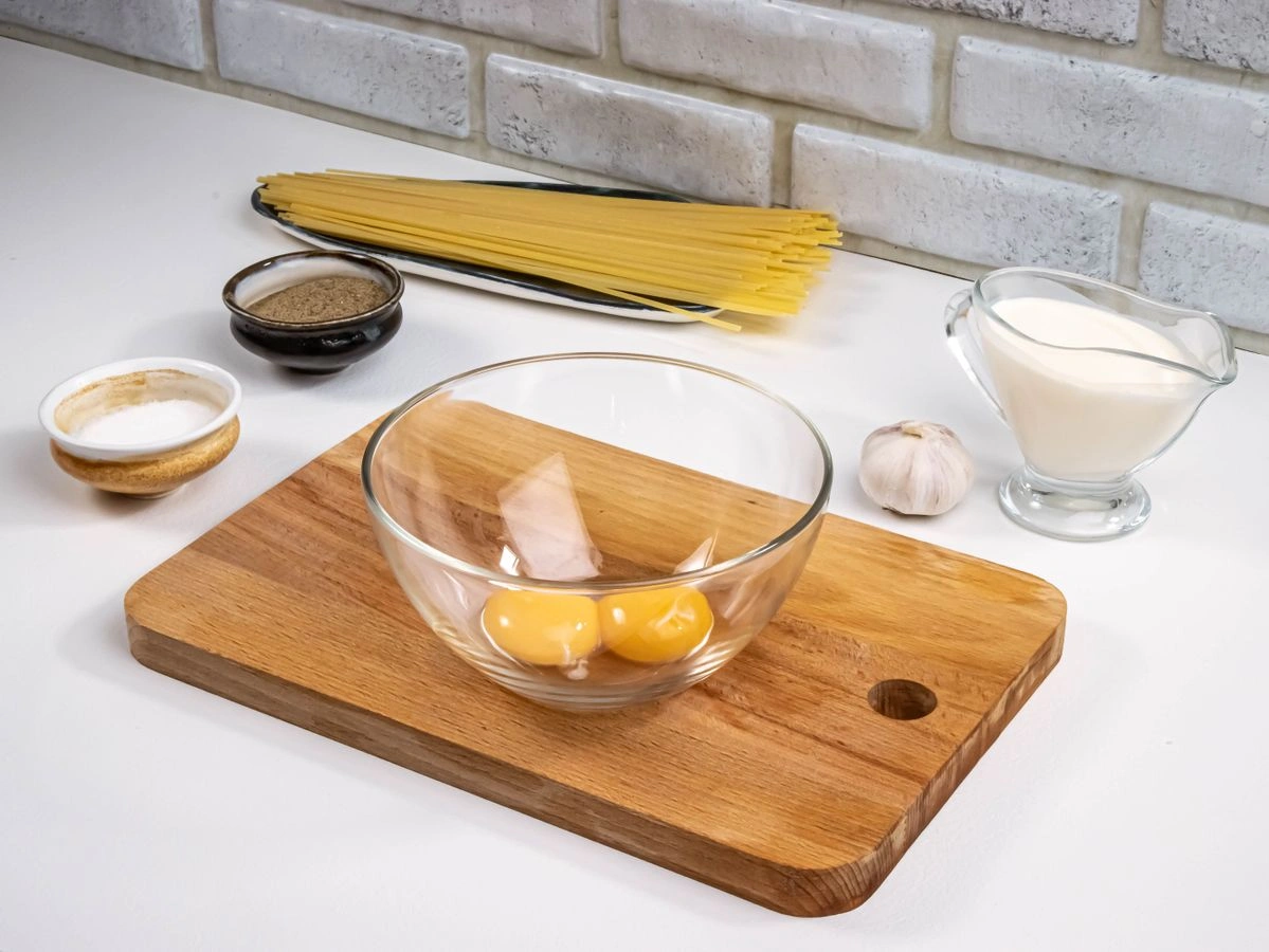 Шаг 4: Домашняя паста карбонара