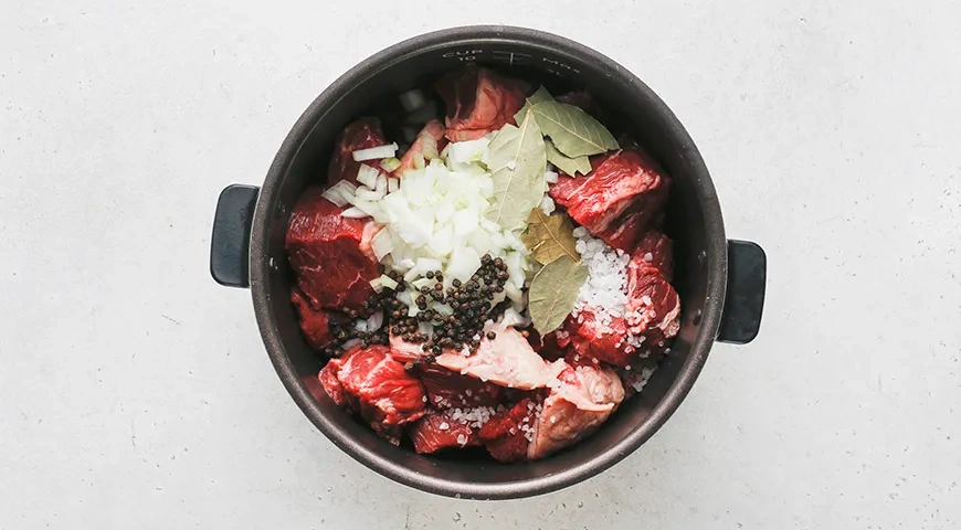 Домашняя тушёнка из говядины (в мультиварке): шаг 4