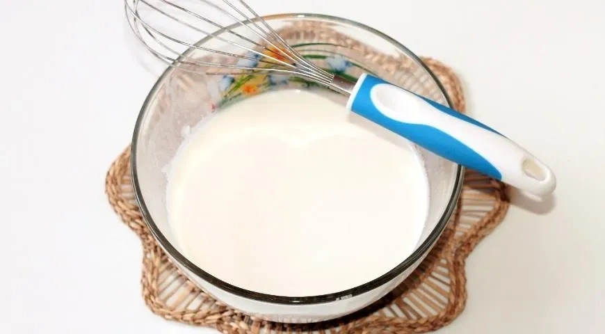 Дрожжевые блины с пикантной начинкой: шаг 4