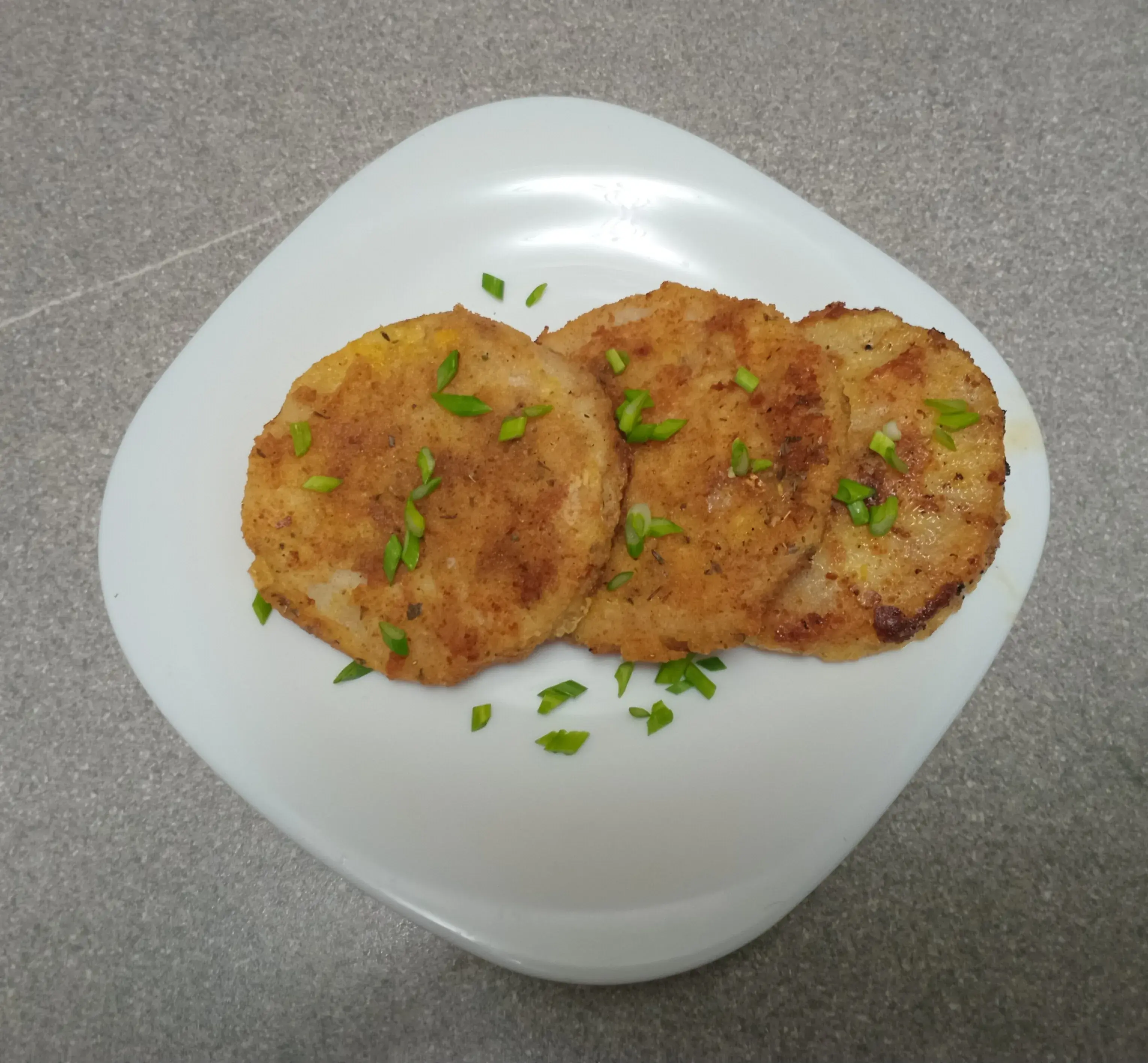 Филе хека жареное в яйце: шаг 4