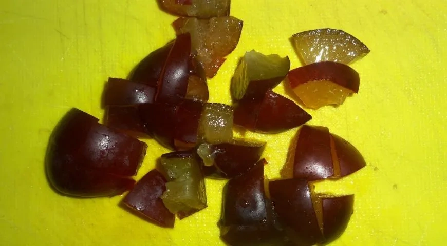 Фруктово-овощной салат с пикантной заправкой: шаг 4