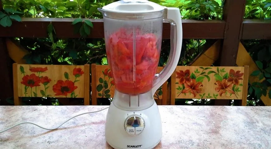 Гаспачо - холодный суп из томатов для жаркого лета: шаг 4