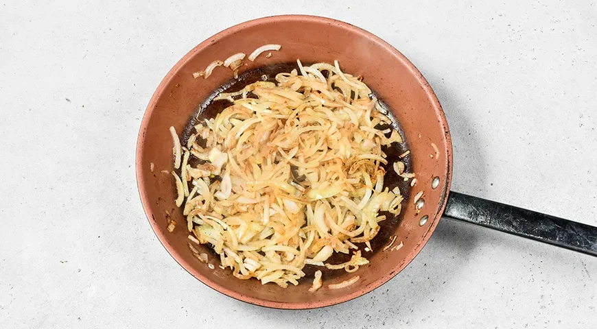 Говядина по-строгановски (бефстроганов): шаг 4