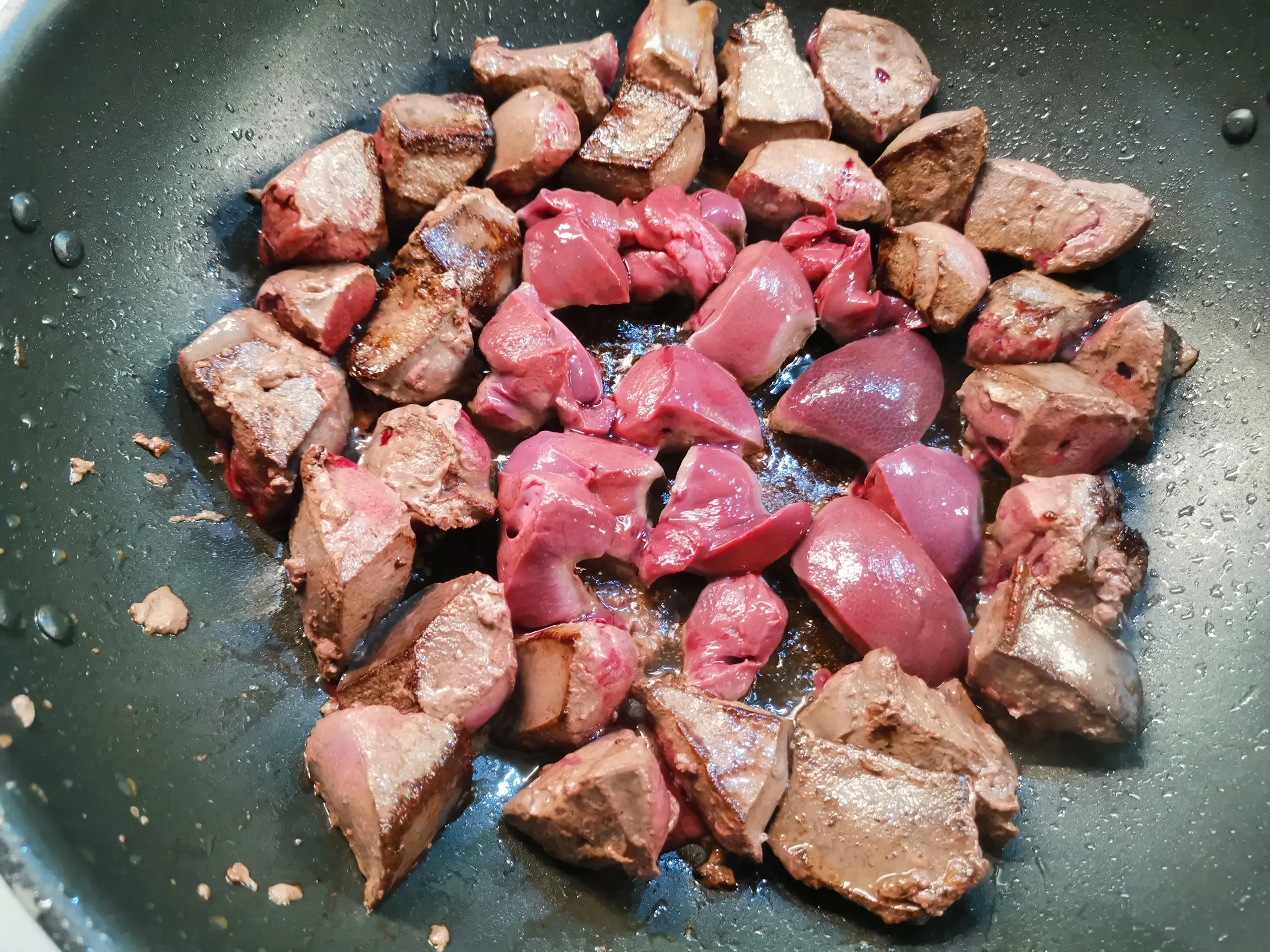 Шаг 4: Говяжья печень с луком