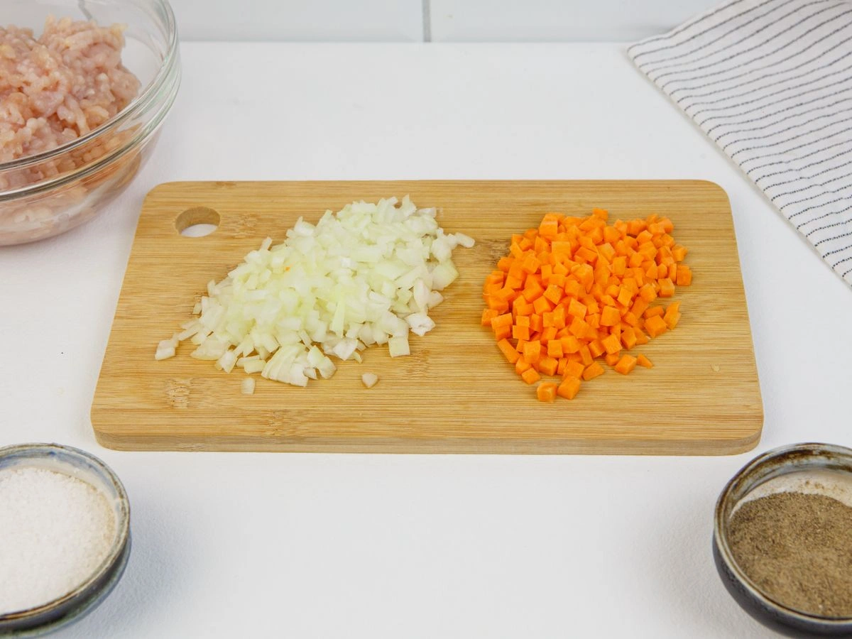 Шаг 4: Гречневый суп с фрикадельками