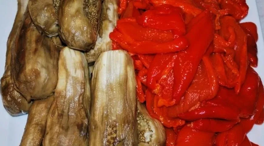 Икра из запеченных яблок и овощей: шаг 4