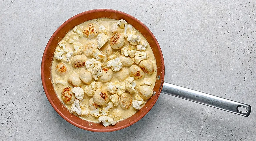 Цветная капуста с фрикадельками и карри: шаг 4