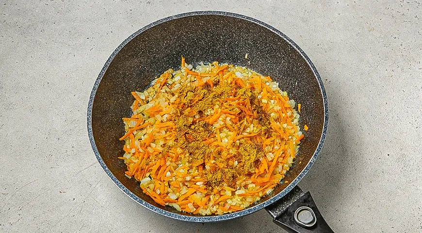 Карри с говядиной и бананом по-японски: шаг 4