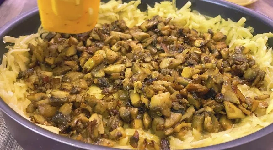 Картофельная запеканка с грибами в духовке: шаг 4