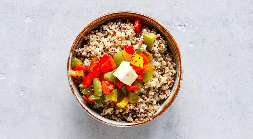 Каша из киноа с печеным перцем и тимьяном: шаг 4