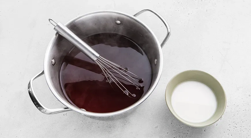 Кисель из вишневого варенья: шаг 4