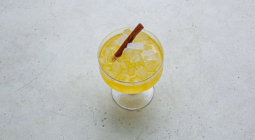 Коктейль «Медовый виски-физз»: шаг 4