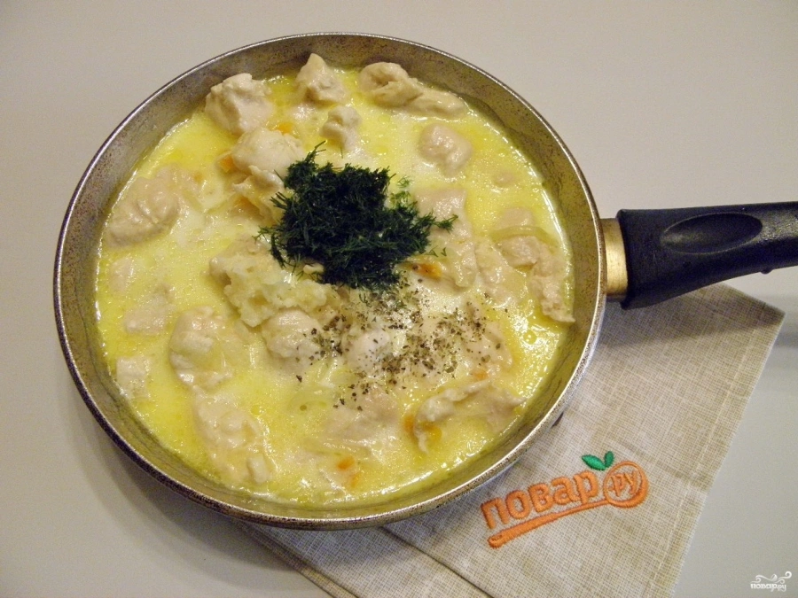 Шаг 4: Куриная грудка в сливках