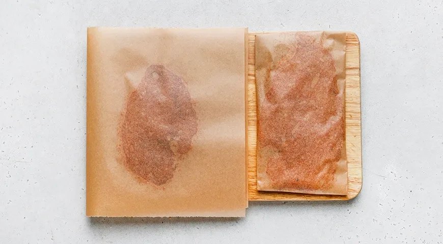 Куриное филе, жаренное в пергаменте: шаг 4