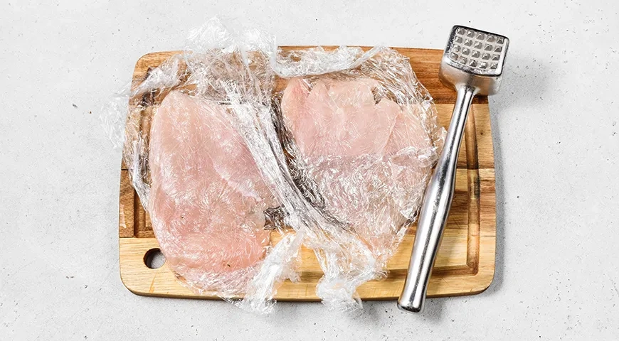 Куриные рулетики с моцареллой в беконе: шаг 4