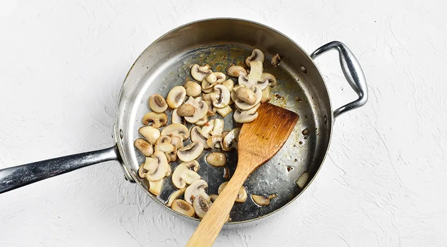 Куриный паштет с грибами: шаг 4