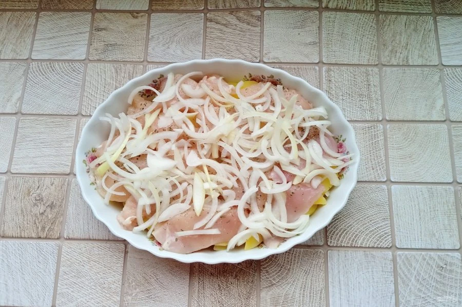 Шаг 4: Курица пофранцузски с картошкой