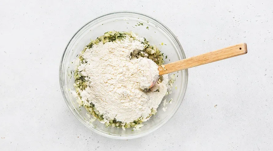 Луковые котлеты: шаг 4