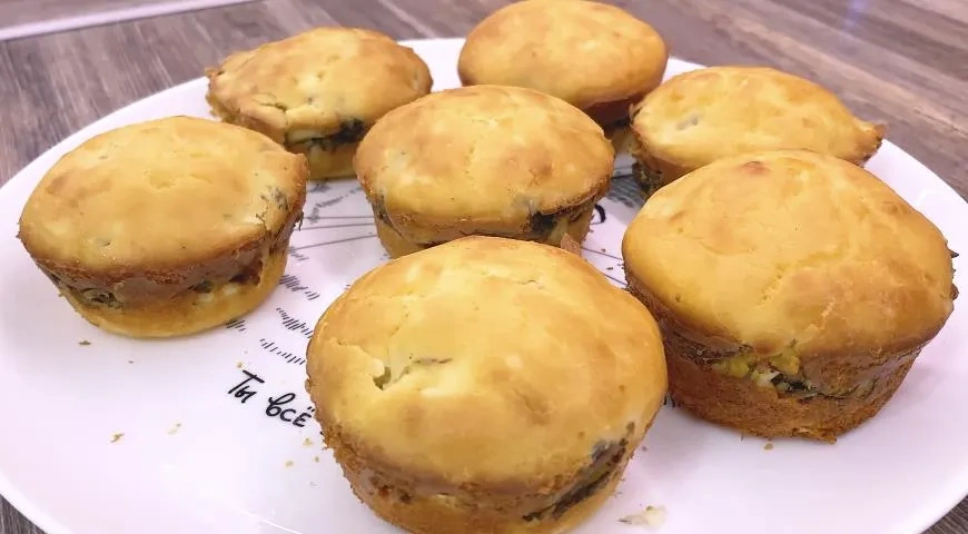 Маффины с начинкой из тунца и яйца: шаг 4