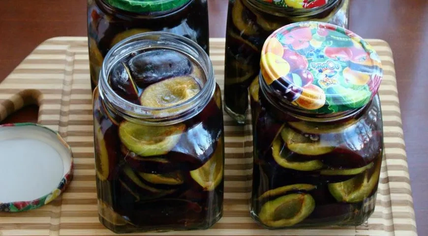 Маринованные сливы с коньяком: шаг 4