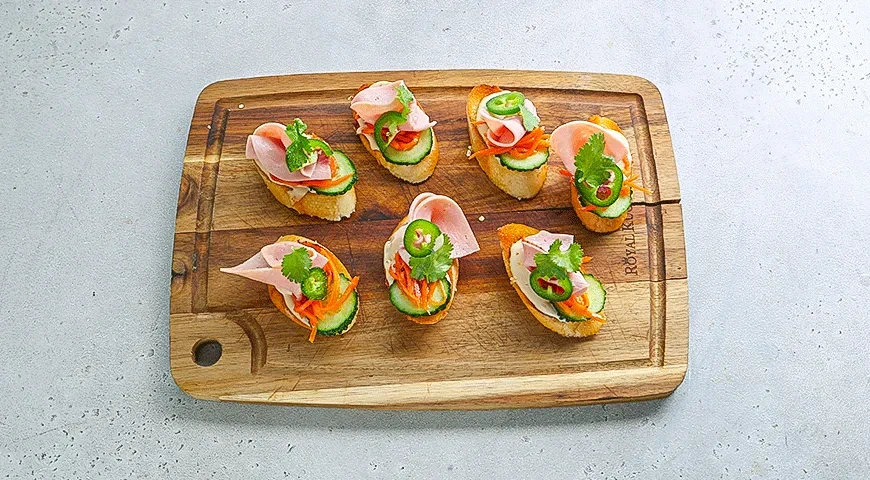 Мини-бутерброды бань ми: шаг 4