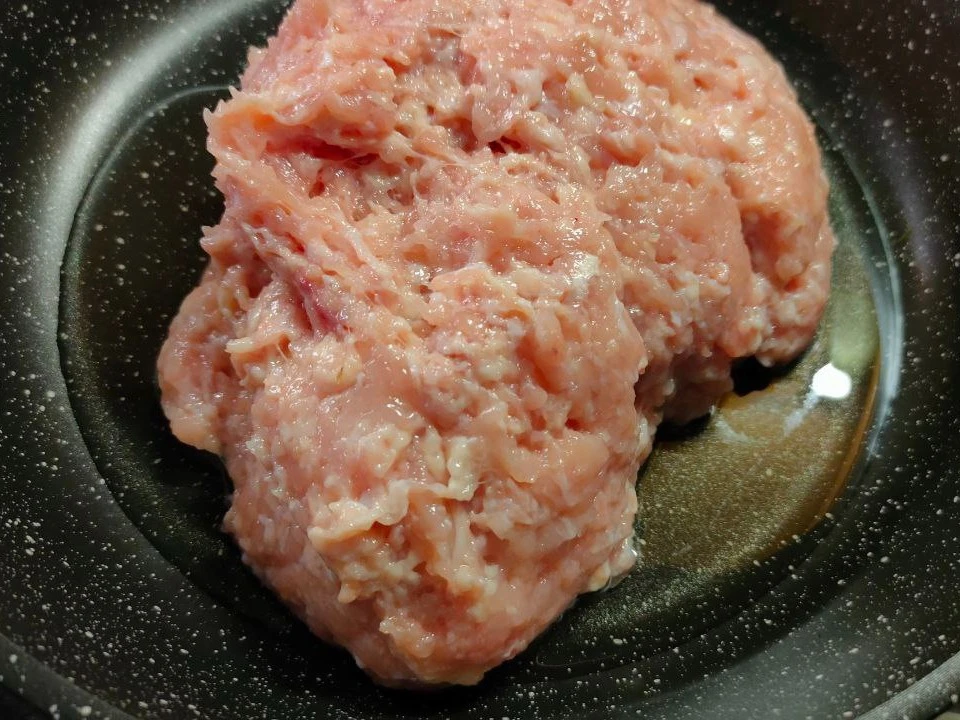 Шаг 4: Мясная начинка для блинов