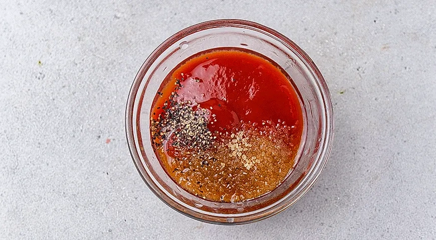 Мясной рулет из фарша в беконе: шаг 4