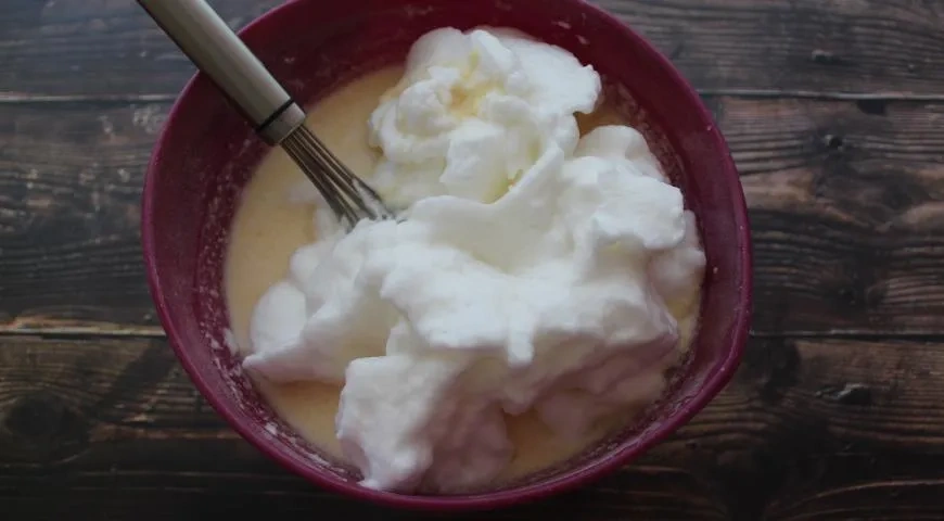 Нежные блинчики на 14 февраля с джемом "Махеевъ": шаг 4