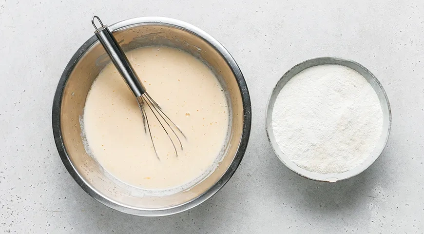 Оладьи с манкой на кефире: шаг 4