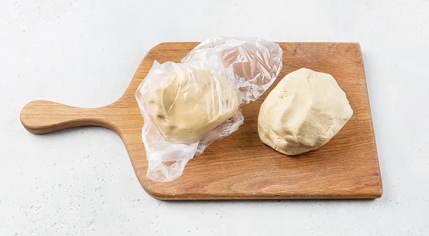 Новогоднее печенье «Лошадки» на елку: шаг 4