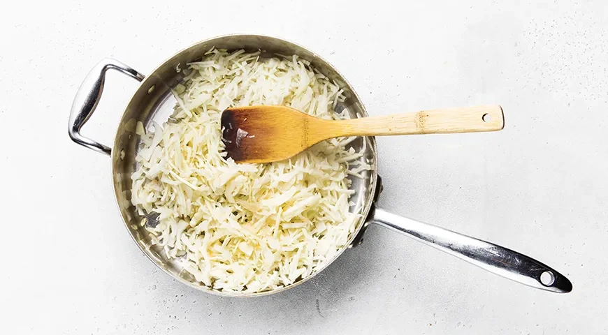 Осетинский пирог с капустой (Кабускаджин): шаг 4