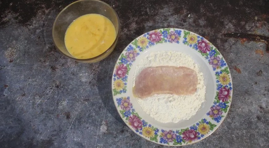 Отбивные из свинины на сковороде: шаг 4