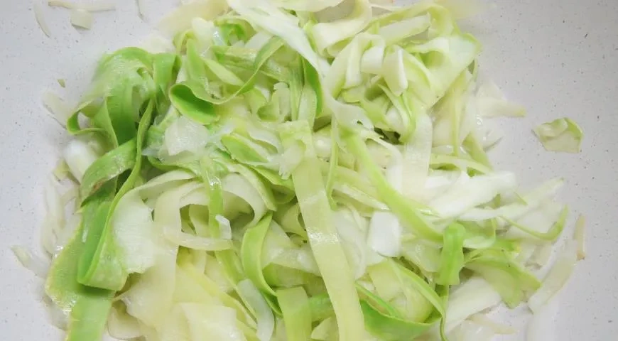 Папарделли из кабачков: шаг 4