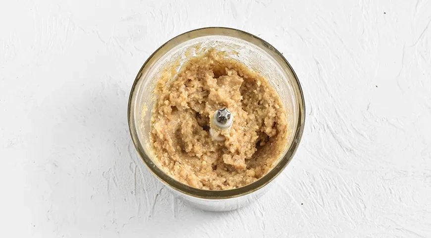 Паста из грецких орехов с медом: шаг 4