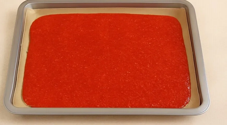 Пастила из клубники в духовке: шаг 4