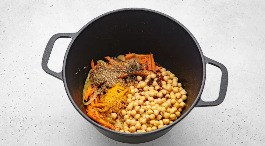 Плов без мяса с нутом: шаг 4