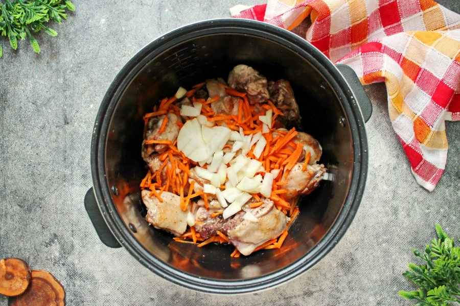 Шаг 4: Плов с курицей в мультиварке