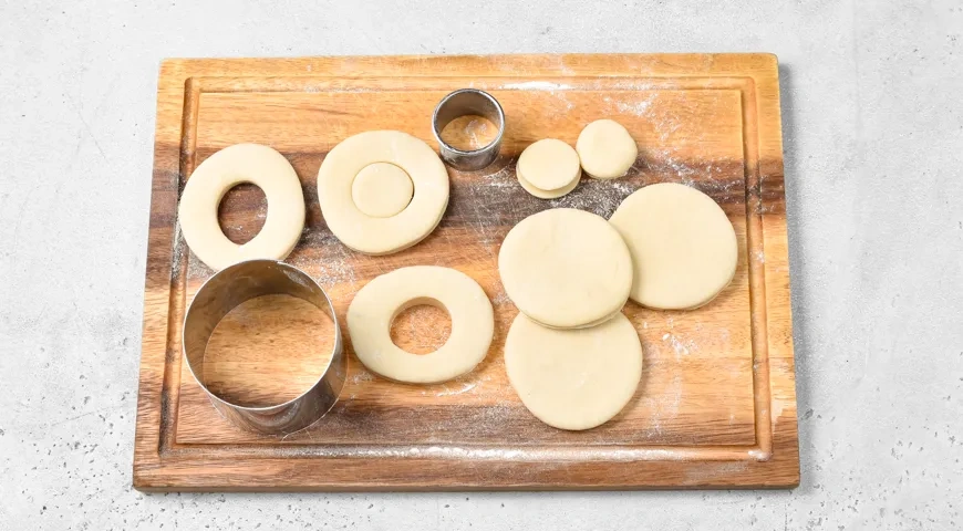 Пончики на кефире: шаг 4